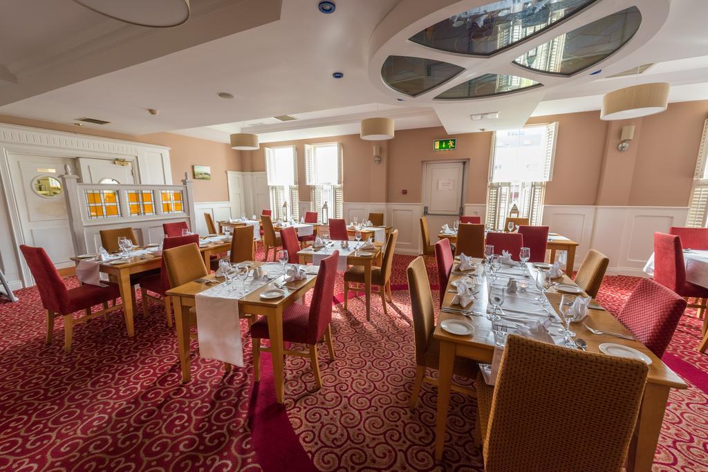Downings Bay Hotel Ngoại thất bức ảnh